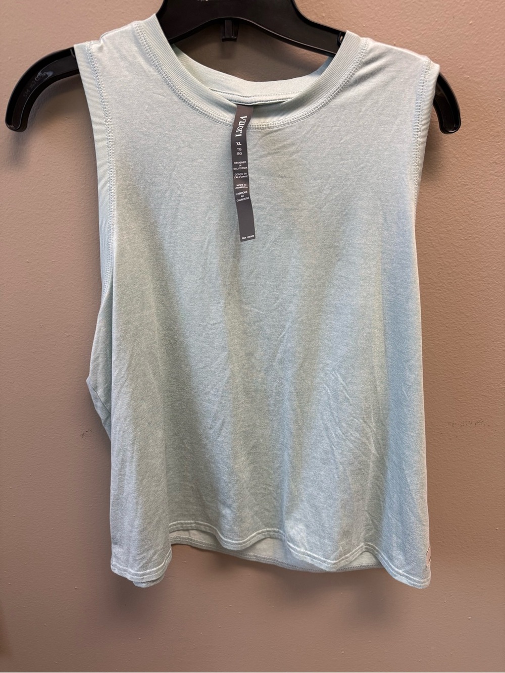 Vuori Women’s Mint Green Muscle Tank Top